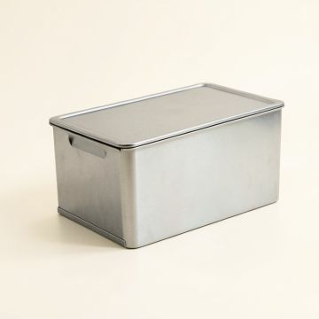 Living Bread Box (synthetic illustration; no displayed measurements)
