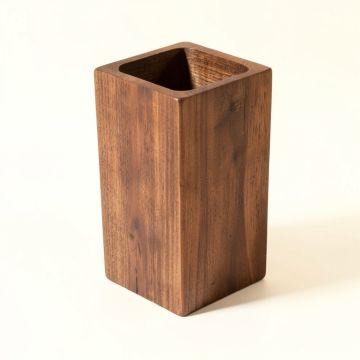 Alliyiah Plant Stand (synthetic illustration; no displayed measurements)