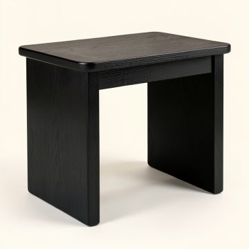 Moss Dell Side Table - Black (synthetic illustration; no displayed measurements)