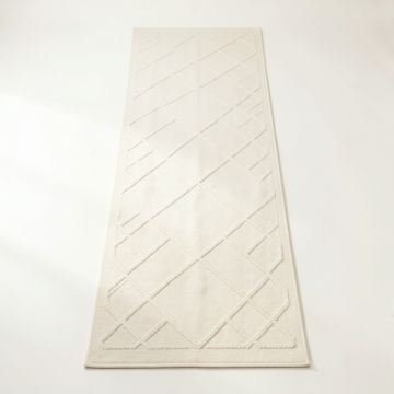 Ash Canyon Narrow Runner Rug - Cream (synthetic illustration; no displayed measurements)