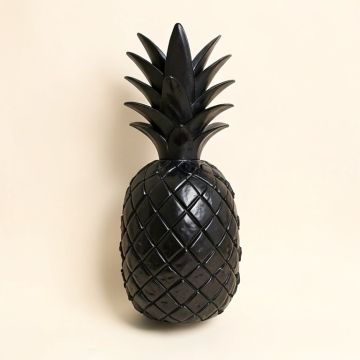 Pineapple Sculpture Metal Wall Decor (synthetic illustration; no displayed measurements)