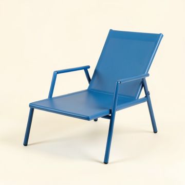 Briar Dell Outdoor Lounge Chair - Blue (synthetic illustration; no displayed measurements)