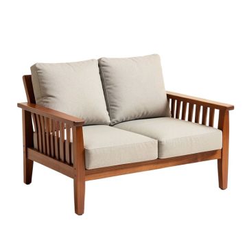 Englewood Loveseat With Cushions