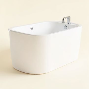 59 '' X 28 '' Freestanding Soaking Acrylic Bathtub (synthetic illustration; no displayed measurements)