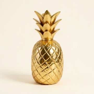 Glam Furit Pineapple Sculpture (synthetic illustration; no displayed measurements)