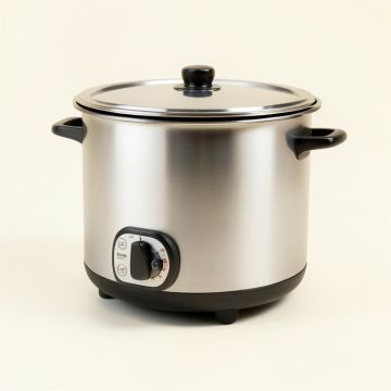 Bella 5 Qt . Slow Cooker (synthetic illustration; no displayed measurements)