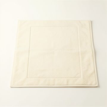 Bay Dale Bath Mat - Ivory (synthetic illustration; no displayed measurements)