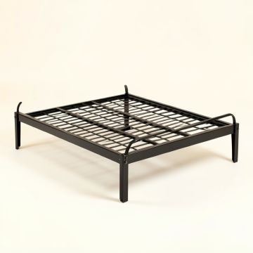 Estibaliz Metal Platform Bed (synthetic illustration; no displayed measurements)