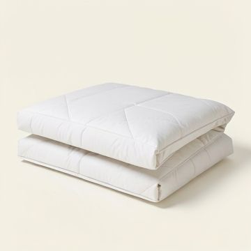 Jacinto Comforter Set (synthetic illustration; no displayed measurements)