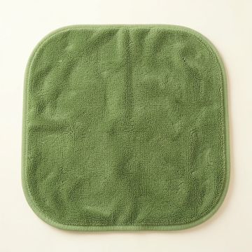 Oak Arc Bath Mat - Green (synthetic illustration; no displayed measurements)