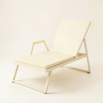 Elm Crossing Outdoor Lounge Chair - Cream (synthetic illustration; no displayed measurements)