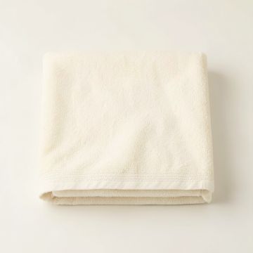 Linden Crossing Bath Towel - Cream (synthetic illustration; no displayed measurements)