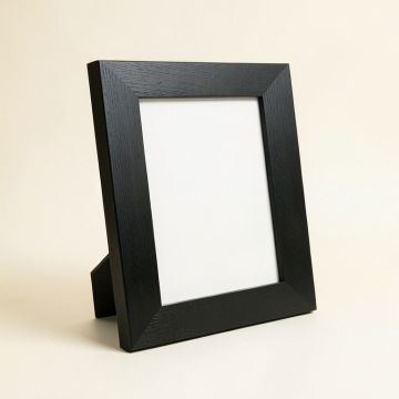 Anzor Picture Frame (synthetic illustration; no displayed measurements)