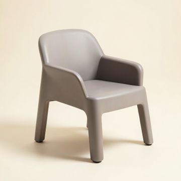 Jetson Kids Chair (synthetic illustration; no displayed measurements)