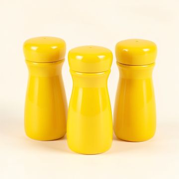 Hobbes Busy Bees Salt & Pepper Shaker Set (synthetic illustration; no displayed measurements)