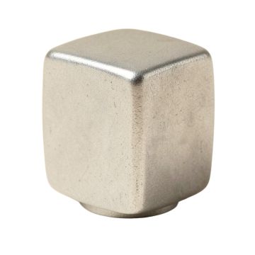 Deco 1 1/4 '' Length Square Knob (synthetic illustration; no displayed measurements)