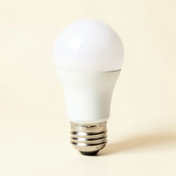 4.5 Watt ( 40 Watt Equivalent ) (synthetic illustration; no displayed measurements)