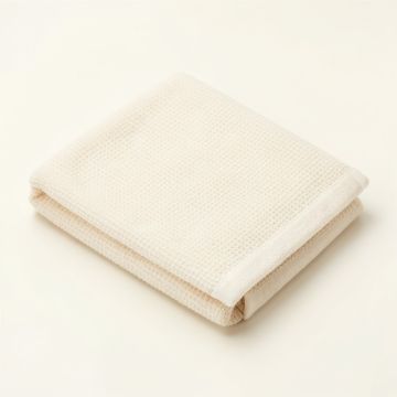 Clay Bluff Bath Towel - Cream (synthetic illustration; no displayed measurements)