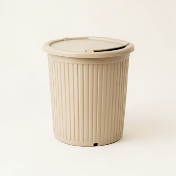 Briar Crest Closed Garden Compost Bin - Beige (synthetic illustration; no displayed measurements)