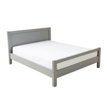 Sagamore Platform Bed (synthetic illustration; no displayed measurements)