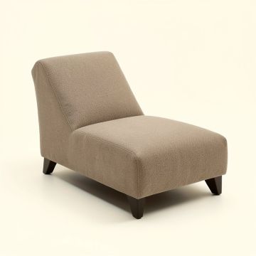 William Chaise Lounge (synthetic illustration; no displayed measurements)
