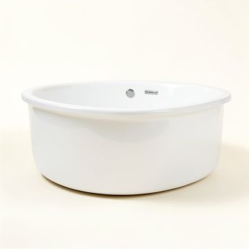 67 '' X 31 '' Freestanding Soaking Bathtub (synthetic illustration; no displayed measurements)
