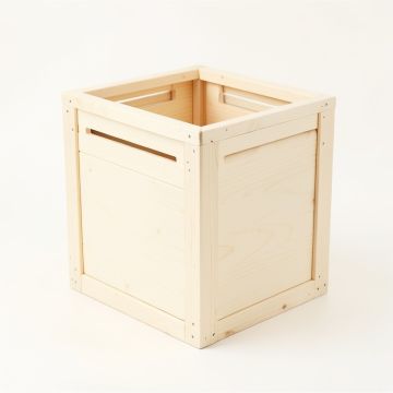 Laurel Bend Closed Garden Compost Bin - Ivory (synthetic illustration; no displayed measurements)