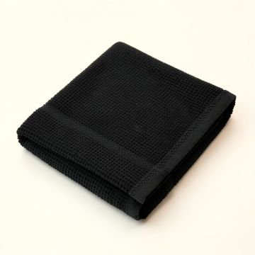 Summit Edge Bath Towel - Black (synthetic illustration; no displayed measurements)