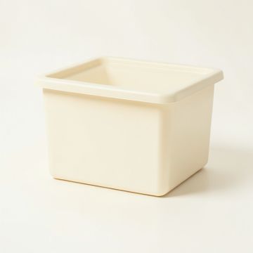 Summit Canyon Closed Outdoor Storage Box - Cream (synthetic illustration; no displayed measurements)
