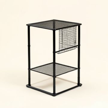 Heyward Parrot Playstand In Black (synthetic illustration; no displayed measurements)