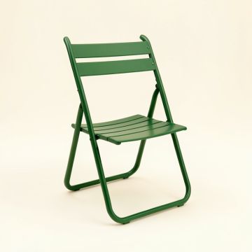 Laurel Crossing Folding Outdoor Chair - Green (synthetic illustration; no displayed measurements)