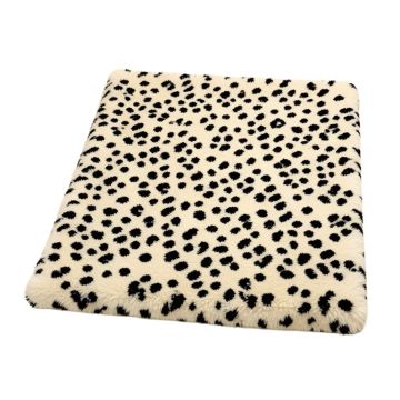 Animal Print Tufted Wool Ivory/Black Area Rug
