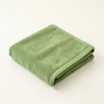 Heath Branch Bath Towel - Green (synthetic illustration; no displayed measurements)