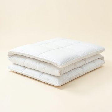 Canadian All Season Comforter (synthetic illustration; no displayed measurements)