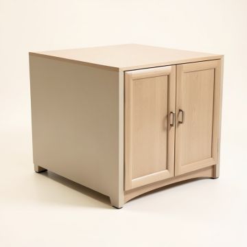 Mudge 32.75 '' Wide Server (synthetic illustration; no displayed measurements)