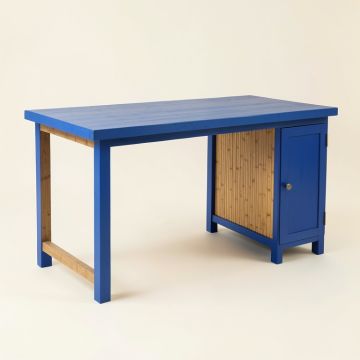 Vale Bridge Empty Workshop Workbench - Blue (synthetic illustration; no displayed measurements)