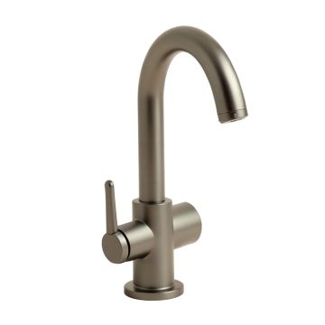 Trinsic Pull Down Touch Bar Faucet With Touch2O® And Magnatite® Technologies