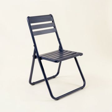 Oak Dale Folding Outdoor Chair - Navy (synthetic illustration; no displayed measurements)