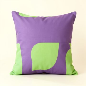 Simple Bright Decorative Square Pillow Cover & Insert (synthetic illustration; no displayed measurements)