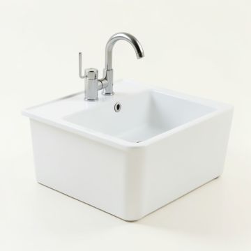 Whitehaven Self-Trimming 32-1/2 '' L X 21-9/16 '' W X 9-5/8 '' (synthetic illustration; no displayed measurements)