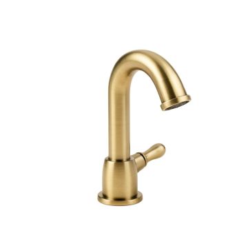 Sto Pull Down Single Handle Kitchen Faucet