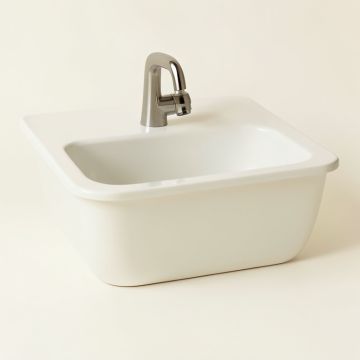 33 '' L X 20 '' W Farmhouse Kitchen Sink (synthetic illustration; no displayed measurements)