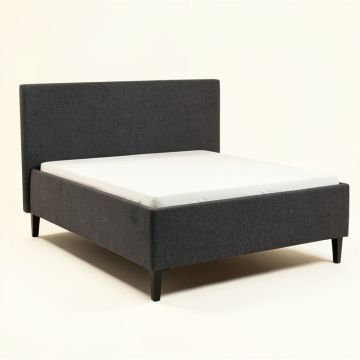 Bilst Metal Legs Queen Upholstered Platform Bed (synthetic illustration; no displayed measurements)