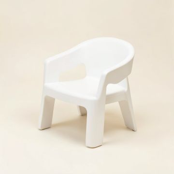 Cornelius Chair Kids Club (synthetic illustration; no displayed measurements)