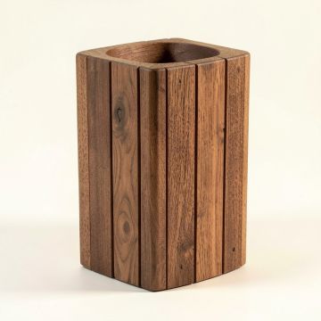 Ekow Plant Stand (synthetic illustration; no displayed measurements)
