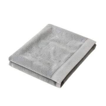 Cedar Branch Bath Towel - Gray