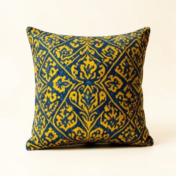 Moroccan Motif Bohemian Pillow Cover (synthetic illustration; no displayed measurements)