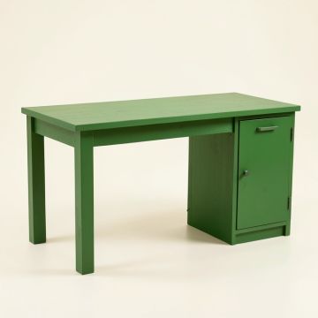 Linden Bluff Empty Workshop Workbench - Green (synthetic illustration; no displayed measurements)