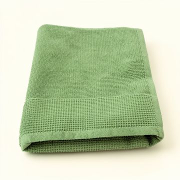 Briar Bridge Bath Towel - Green (synthetic illustration; no displayed measurements)