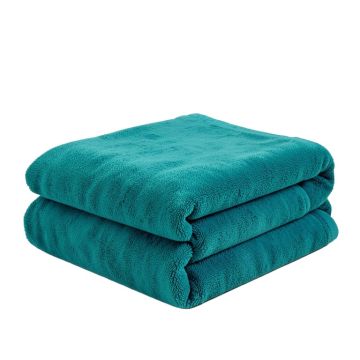 Archibald Pineapple Throw